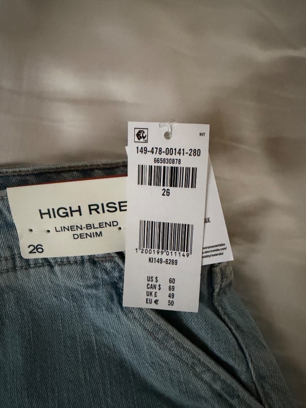 Abercrombie High Rise Linen-Blend Denim Short 3in - Picture 5 of 6